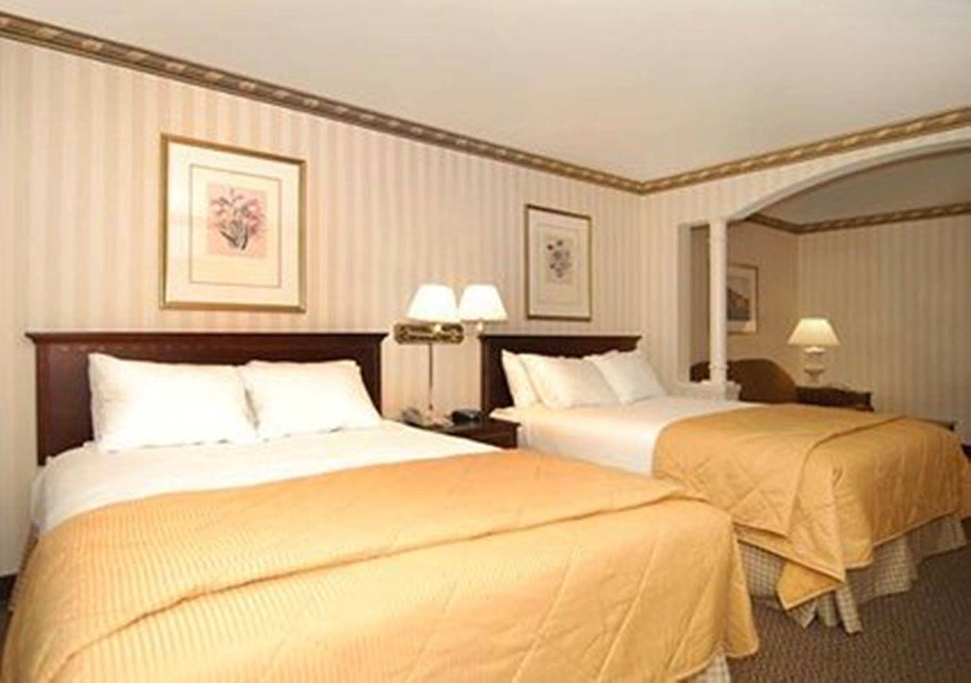 Comfort Inn & Suites Near Burke Mountain Saint Johnsbury Zimmer foto